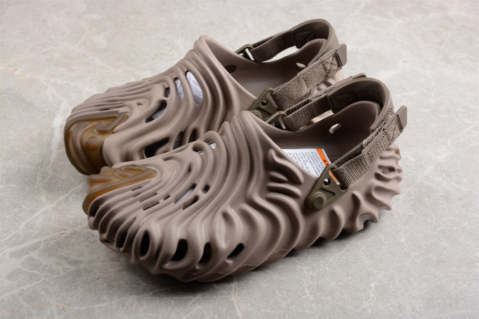 CROCS POLLEX CLOG BY SALEHE BEMBURY MENEMSHA 207393-195