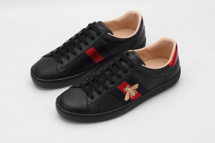 GC Ace Embroidered Low-Top Sneaker black with bee mens 431942-A38G0