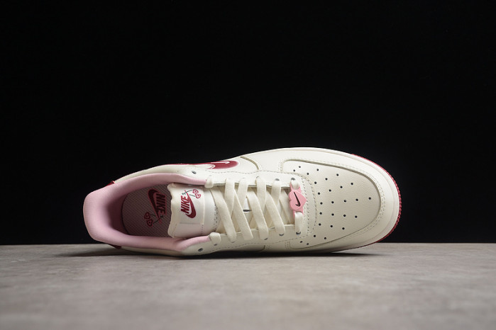 Nike WMNS AIR FORCE 1 LOW 