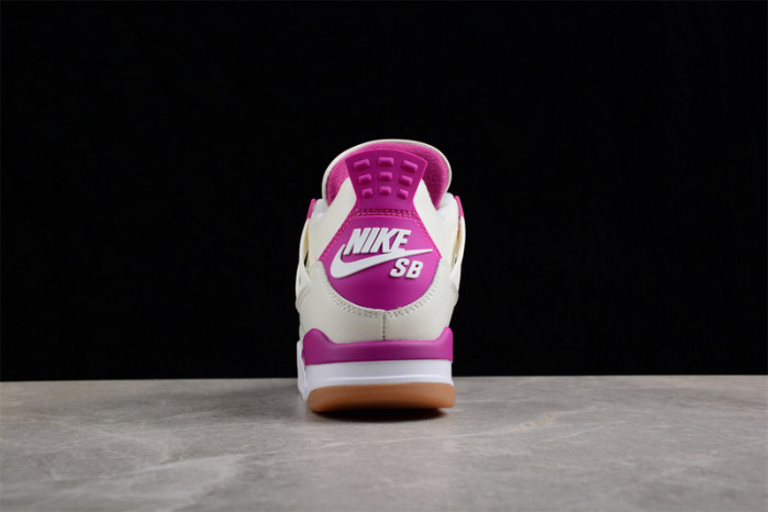 Nike SB x Jordan Air Jordan 4 "Sapphire" DR5415-105