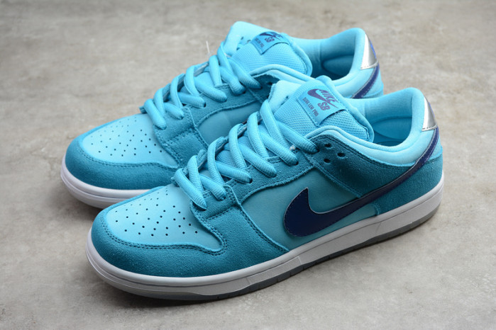 Nike DUNK LOW SB 