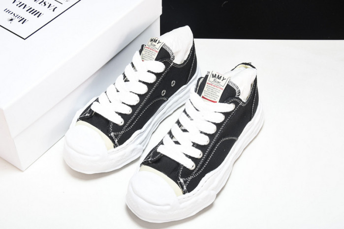 Maison Mihara Yasuhiro sneaker mmy-31