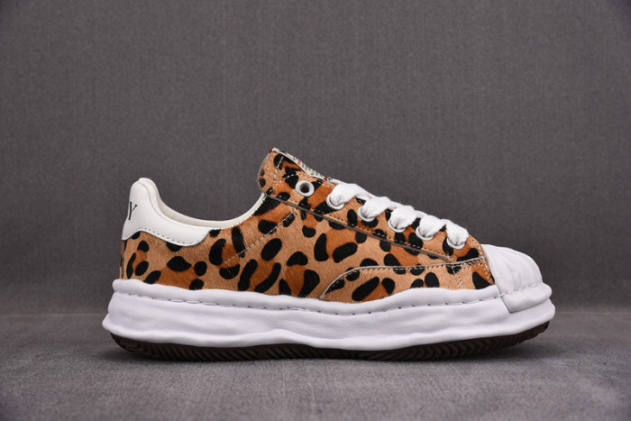 Maison Mihara Yasuhiro sneaker mmy-39