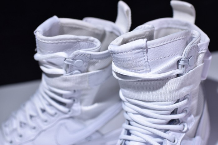 Nike SF AF1 QS Special Field Complexcon Triple White Air Force 903270-100