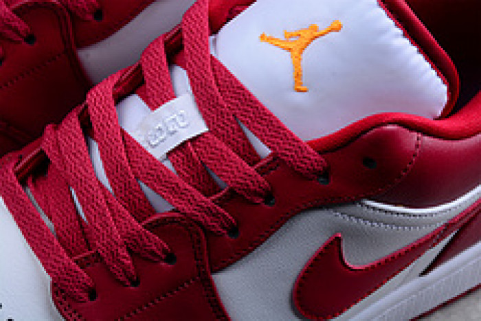 AIR JORDAN 1 LOW GS 