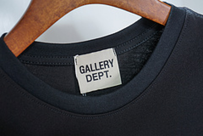 G*ALLERY D*EPT GD-7
